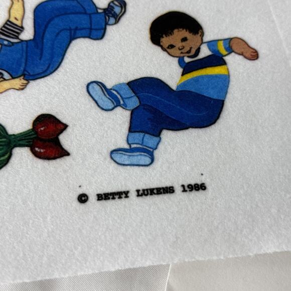 Vintage 1986 Betty Lukens Quiet Book Three Grandma Grandpa Farm Felt Kit Uncut - Picture 11 of 11